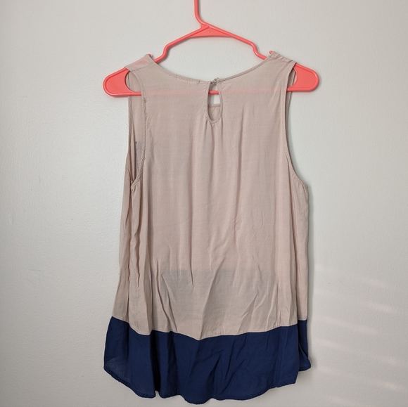 Tan and blue tank with pocket Tea n rose size M medium - Picture 3 of 3